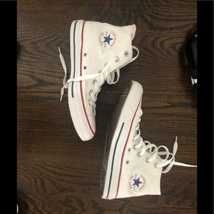 Converse Hi Tops 7.5 womens